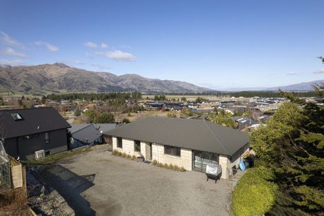 Photo of property in 8 Mary Lane, Lake Hawea, Wanaka, 9382
