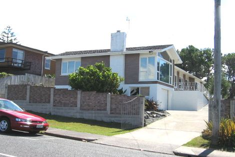 Photo of property in 89 Sunrise Avenue, Murrays Bay, Auckland, 0630