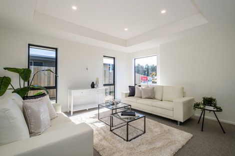 Photo of property in 5 Arrowsmith Drive, Clover Park, Auckland, 2019