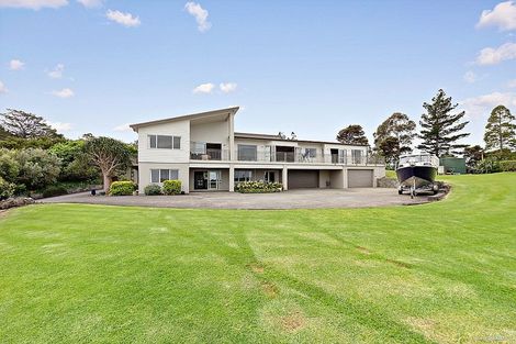 Photo of property in 170 Wade River Road, Wade Heads, Whangaparaoa, 0932