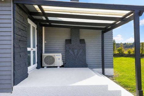 Photo of property in 2 Ngareta Road, Mourea, Rotorua, 3074