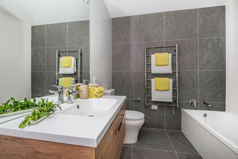 Photo of property in 4 Te One Place, Redwood, Christchurch, 8051