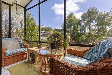 Photo of property in 1 Cannon Street, Westown, New Plymouth, 4310