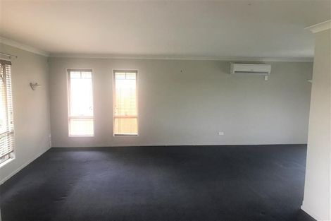 Photo of property in 55 Saint James Drive, Huntington, Hamilton, 3210