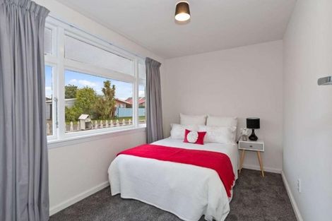 Photo of property in 17 Hart Street, Woolston, Christchurch, 8023
