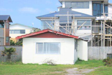 Photo of property in 916a Papamoa Beach Road, Papamoa Beach, Papamoa, 3118