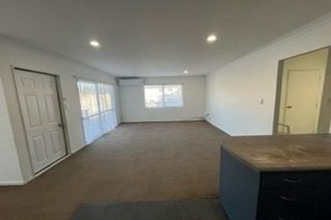 Photo of property in 146 Mahia Road, Wattle Downs, Auckland, 2103