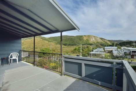 Photo of property in 417 Ormond Drive, Mahia, 4198