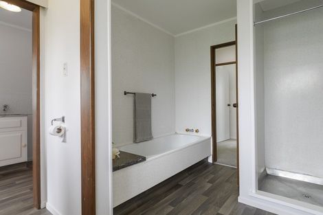 Photo of property in 72 Echo Valley Way, Tauriko, Tauranga, 3110