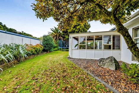 Photo of property in 15a Thames Street, Welbourn, New Plymouth, 4310