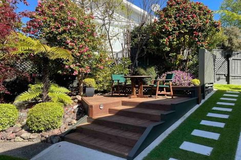 Photo of property in 6 Fendalton Crescent, Pinehaven, Upper Hutt, 5019