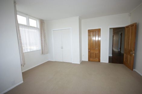 Photo of property in 20 Lyall Parade, Lyall Bay, Wellington, 6022