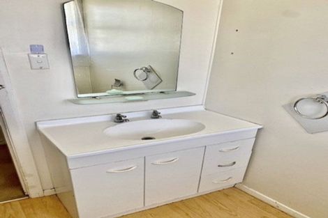 Photo of property in 42 Bowater Place, Manurewa, Auckland, 2102