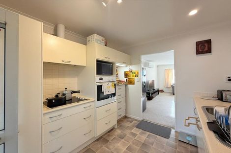 Photo of property in 3 Dunbarton Drive, Ranui, Auckland, 0612