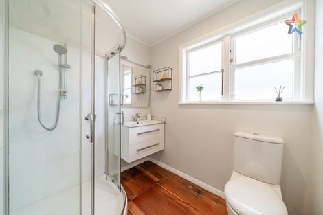 Photo of property in 273 Naenae Road, Naenae, Lower Hutt, 5011