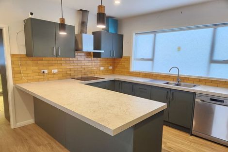 Photo of property in 121 North Avon Road, Richmond, Christchurch, 8013