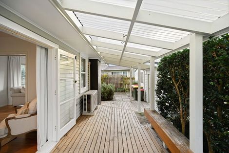 Photo of property in 64 Aurora Terrace, Hillcrest, Hamilton, 3216