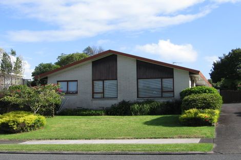 Photo of property in 2/57 Luton Avenue, Sunnyhills, Auckland, 2010