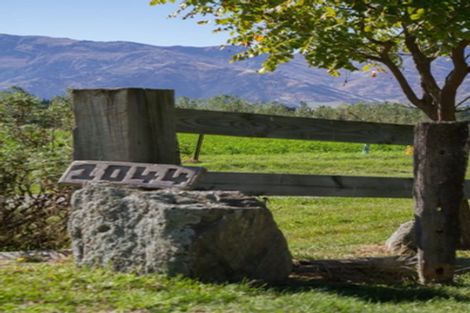 Photo of property in 1044 Lake Hawea-albert, Albert Town, Wanaka, 9382