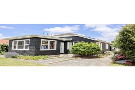 Photo of property in 6 Wittys Road, Avonhead, Christchurch, 8042