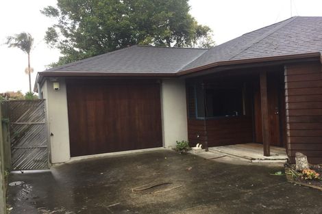 Photo of property in 49a Pakuranga Road, Pakuranga, Auckland, 2010