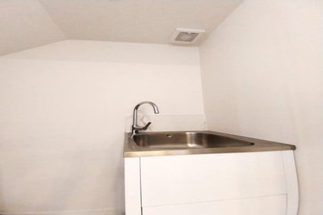 Photo of property in 29b Dawnhaven Drive, Te Atatu Peninsula, Auckland, 0610