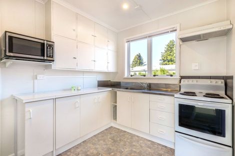 Photo of property in 4 Mihipeka Grove, Turangi, 3334