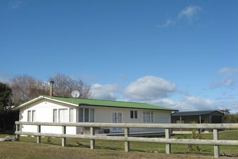 Photo of property in 37 Oruatua Avenue, Tauranga Taupo, Turangi, 3382