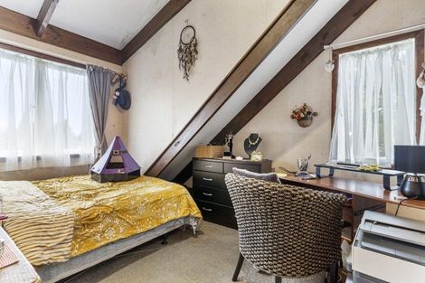 Photo of property in 33 Taikata Road, Te Atatu Peninsula, Auckland, 0610