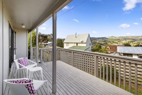 Photo of property in 12 Westwood Road, Tawa, Wellington, 5028
