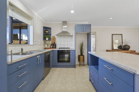 Photo of property in 13 Bishopsworth Way, Huntington, Hamilton, 3210