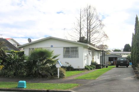 Photo of property in 5 Holloway Place, Forest Lake, Hamilton, 3200