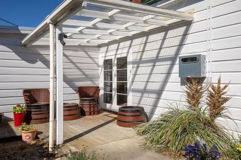 Photo of property in 1673 Teviot Road, Millers Flat, Roxburgh, 9572