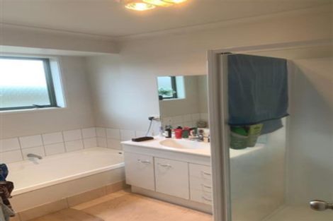 Photo of property in 38 Cyclamen Road, Mangere, Auckland, 2022