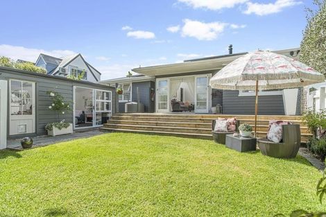 Photo of property in 29 Cobham Crescent, Kelston, Auckland, 0602