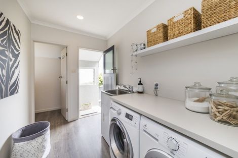 Photo of property in 90 West Street, Feilding, 4702