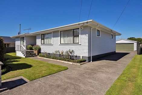 Photo of property in 38 Cameron Street, Hawera, 4610