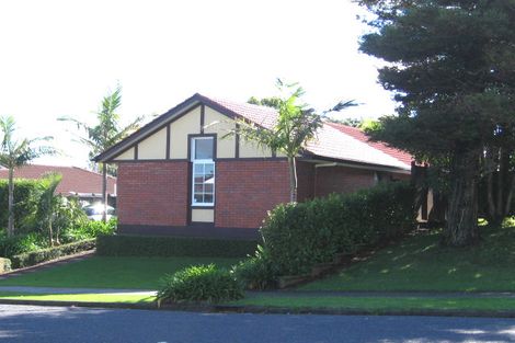 Photo of property in 9 Loloma Drive, Half Moon Bay, Auckland, 2012