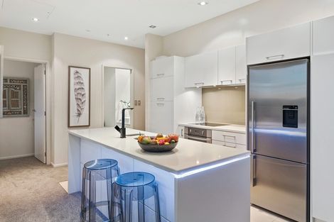 Photo of property in Sentinel Apartments, 1106/3 Northcroft Street, Takapuna, Auckland, 0622