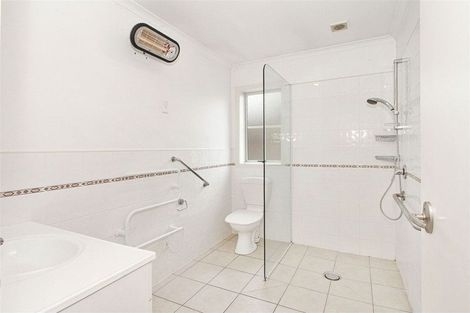 Photo of property in 11 Albert Street, Pukekohe, 2120