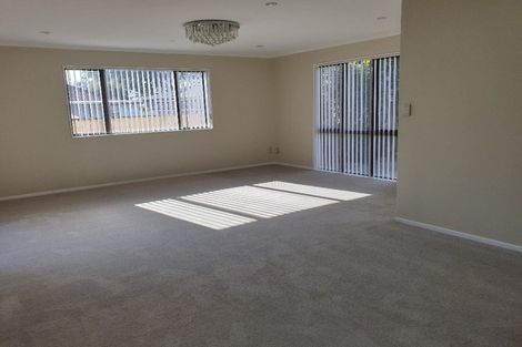 Photo of property in 50b Pinedale Place, Henderson, Auckland, 0610