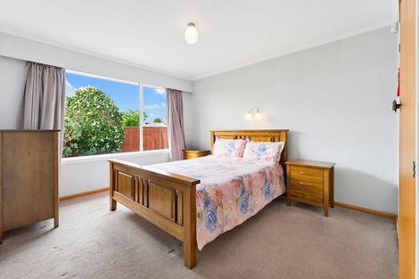 Photo of property in 4 Colesbury Street, Bishopdale, Christchurch, 8053