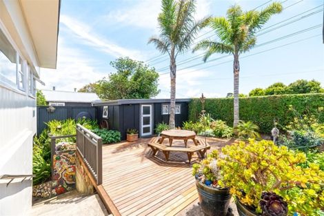 Photo of property in 150 Glengarry Road, Glen Eden, Auckland, 0602