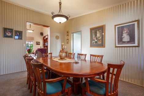 Photo of property in 33 Palm Springs Boulevard, Papamoa Beach, Papamoa, 3118