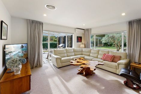 Photo of property in 19 Waitaheke Road, Te Horo, Otaki, 5581