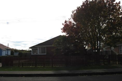 Photo of property in 180 Langdons Road, Northcote, Christchurch, 8052