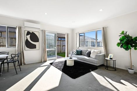 Photo of property in 1 Astelia Lane, Rototuna North, Hamilton, 3210