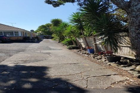 Photo of property in 3/191 Onewa Road, Birkenhead, Auckland, 0626