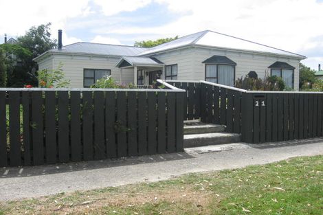Photo of property in 21 Paterson Street, Pahiatua, 4910