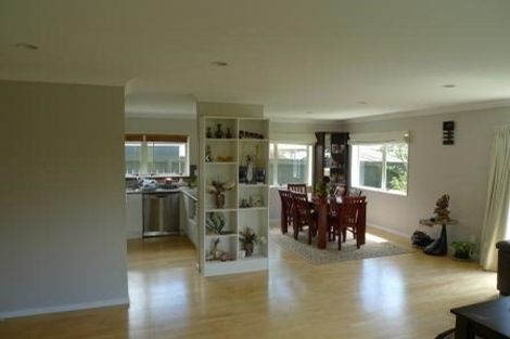 Photo of property in 41 Erlestoke Crescent, Churton Park, Wellington, 6037